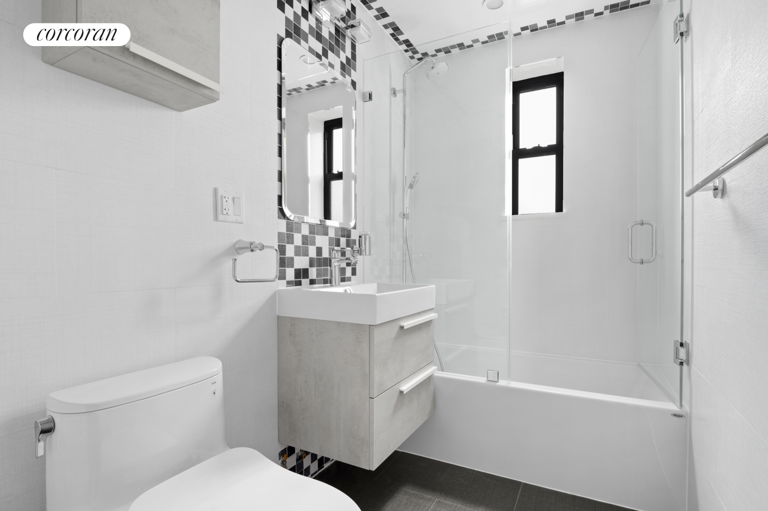 #9 photo, 1119 OCEAN Parkway, ブルックリン区 Midwood , NY 11230