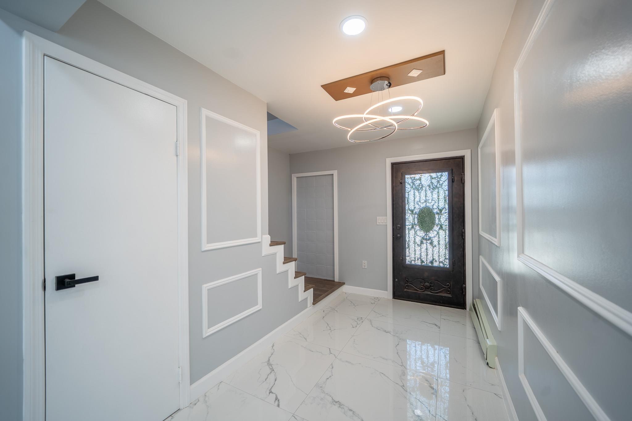 #11 photo, 2395 Mermaid Avenue, Wantagh , NY 11793