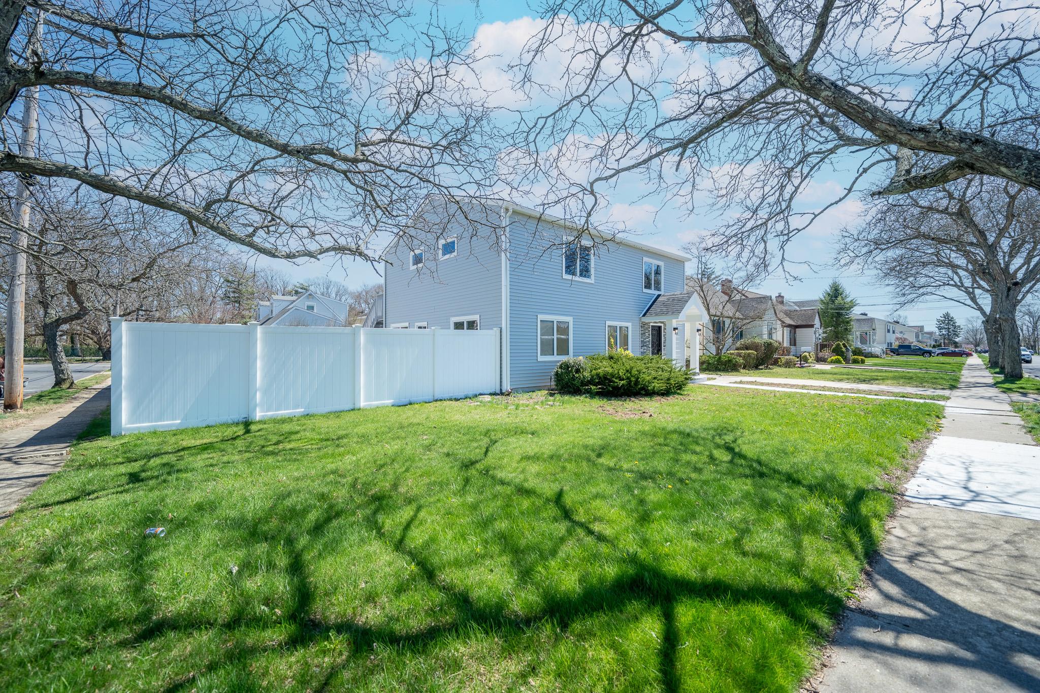#6 photo, 2395 Mermaid Avenue, Wantagh , NY 11793