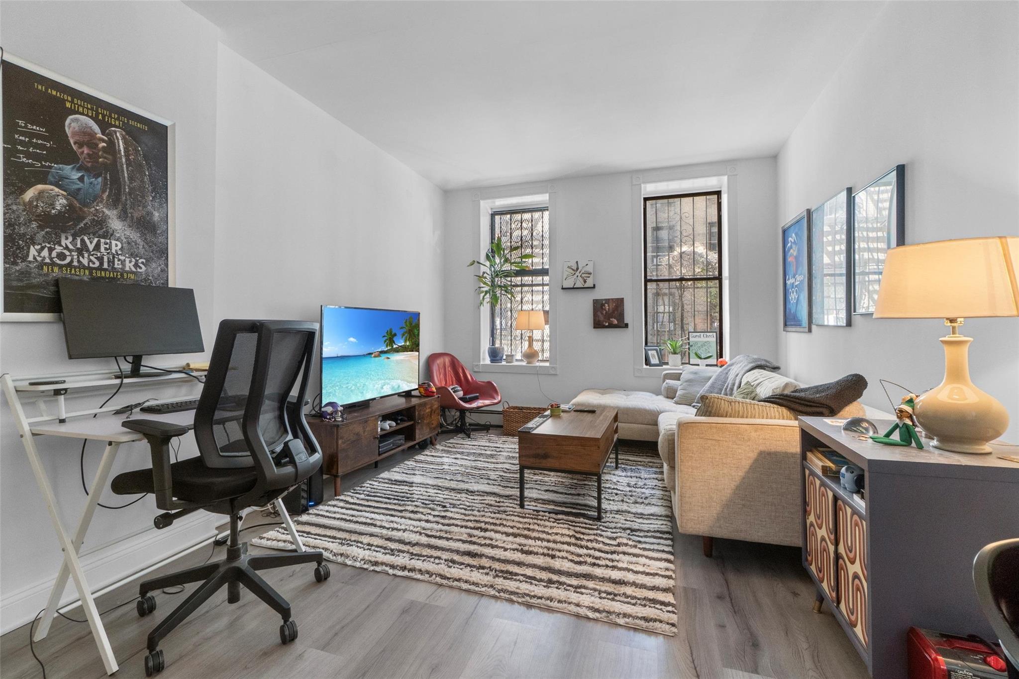 #19 photo, 178 E 2, New York (Manhattan) , NY 10009