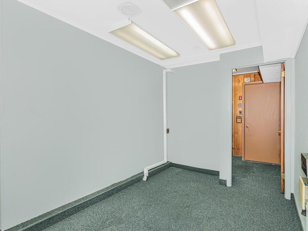 #16 photo, 3060 Roberts Avenue, ブロンクス区 Bronx , NY 10461