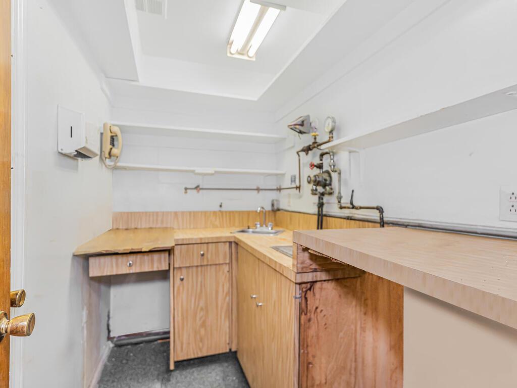 #18 photo, 3060 Roberts Avenue, ブロンクス区 Bronx , NY 10461