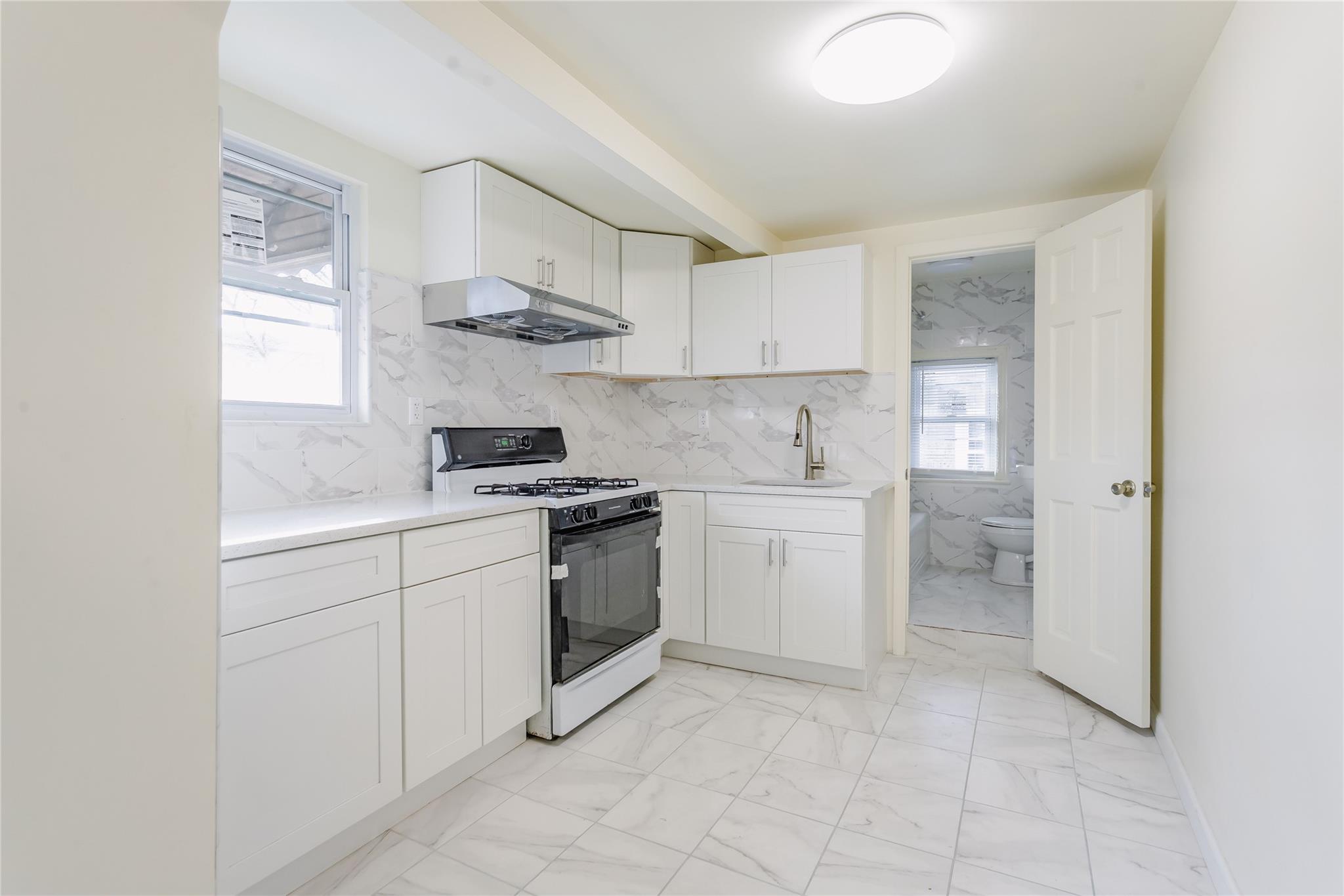 #12 photo, 32-12 208 Street, クイーンズ区 Bayside , NY 11361