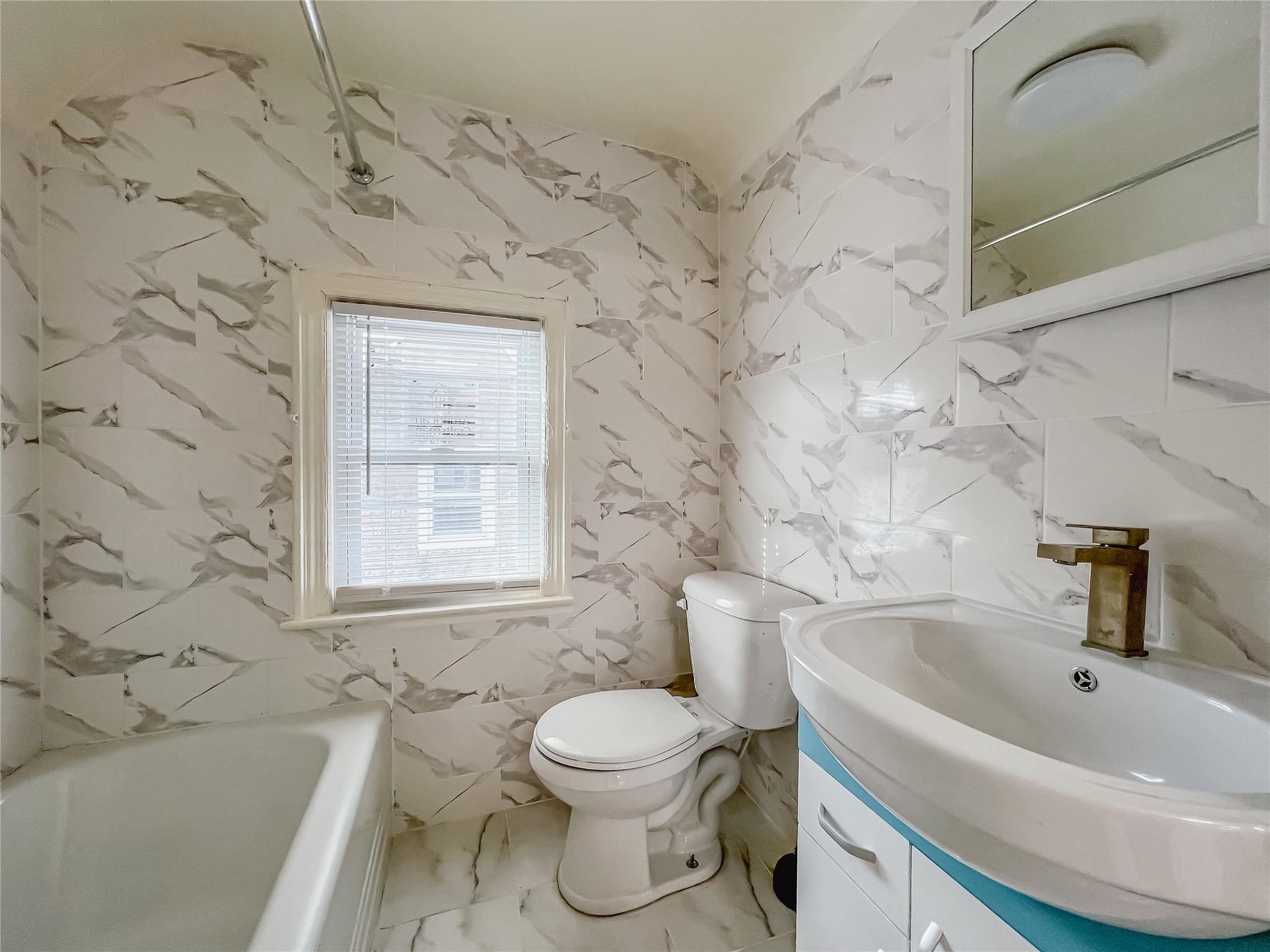 #18 photo, 32-12 208 Street, クイーンズ区 Bayside , NY 11361