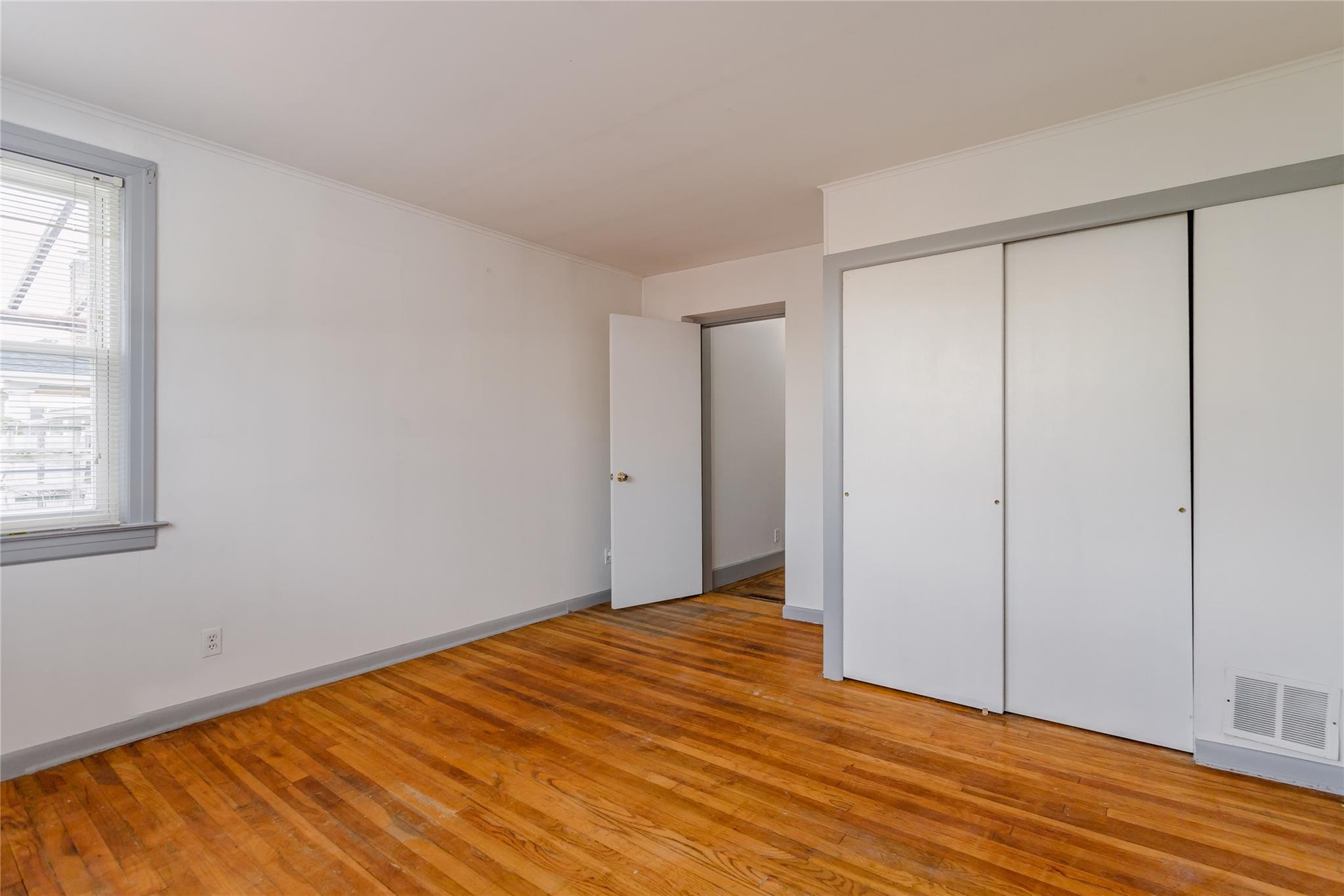 #7 photo, 32-12 208 Street, クイーンズ区 Bayside , NY 11361