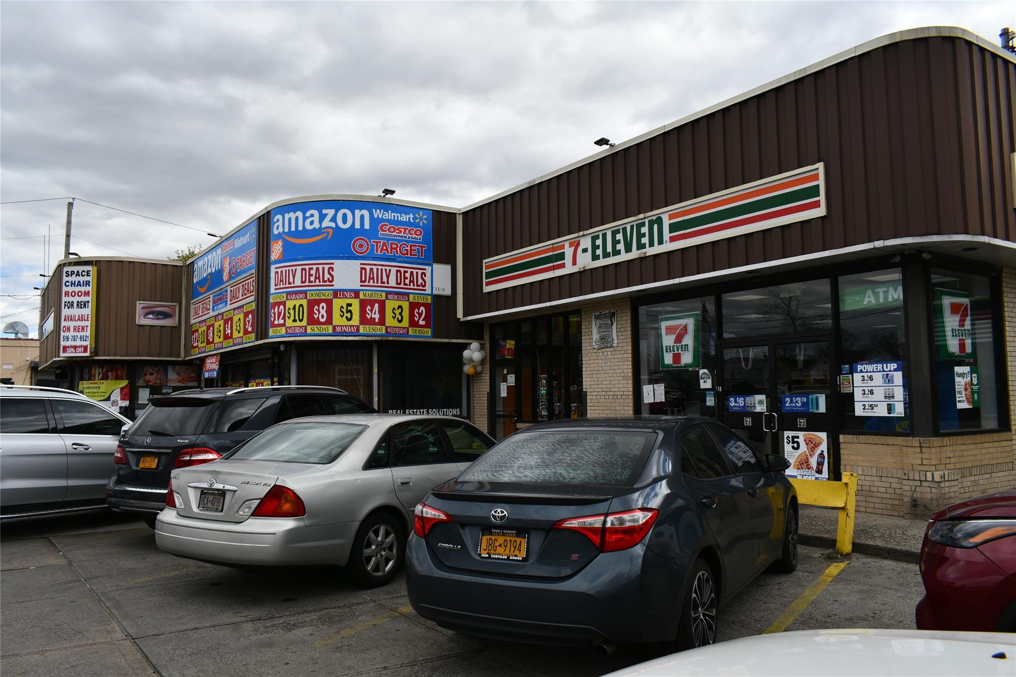 #13 photo, 225-02-06-08-10-12-14 Jericho Turnpike, ナッソー郡 Bellerose , NY 11101