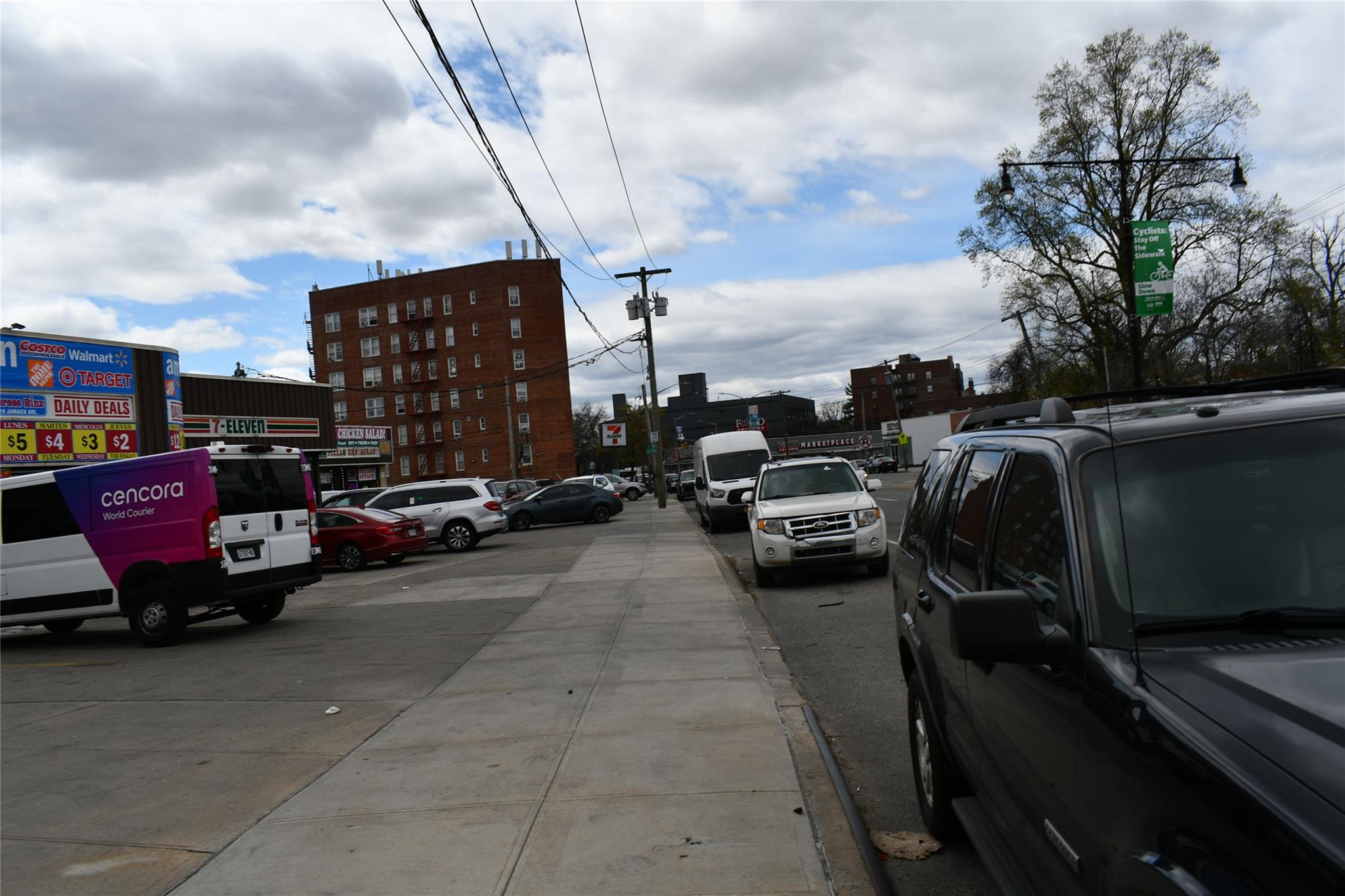 #16 photo, 225-02-06-08-10-12-14 Jericho Turnpike, ナッソー郡 Bellerose , NY 11101