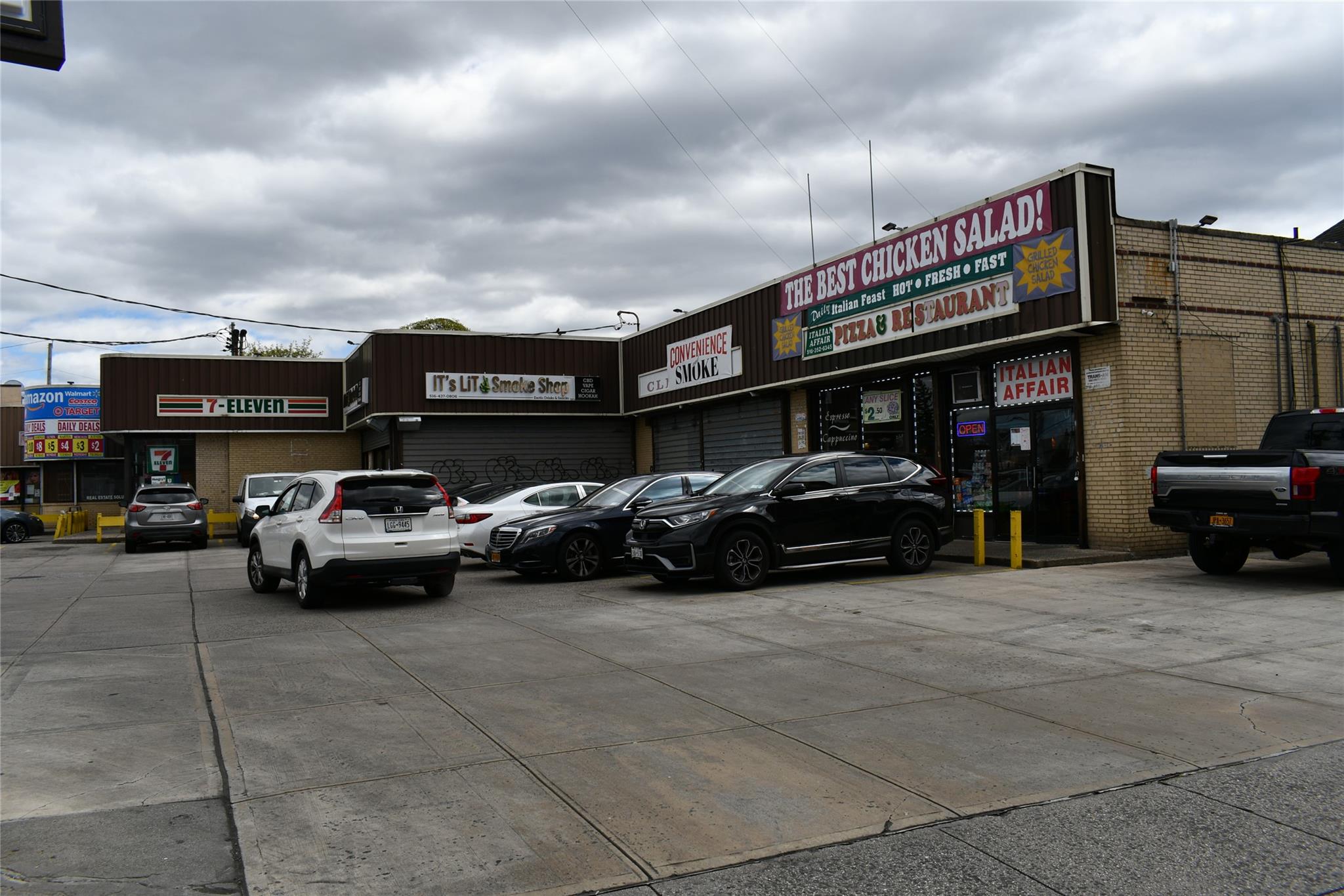 #5 photo, 225-02-06-08-10-12-14 Jericho Turnpike, ナッソー郡 Bellerose , NY 11101