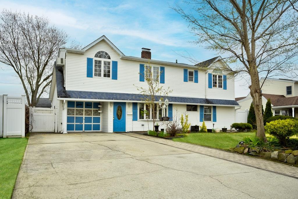 #2 photo, 63 Bucket Lane, 長島 Levittown , NY 11756