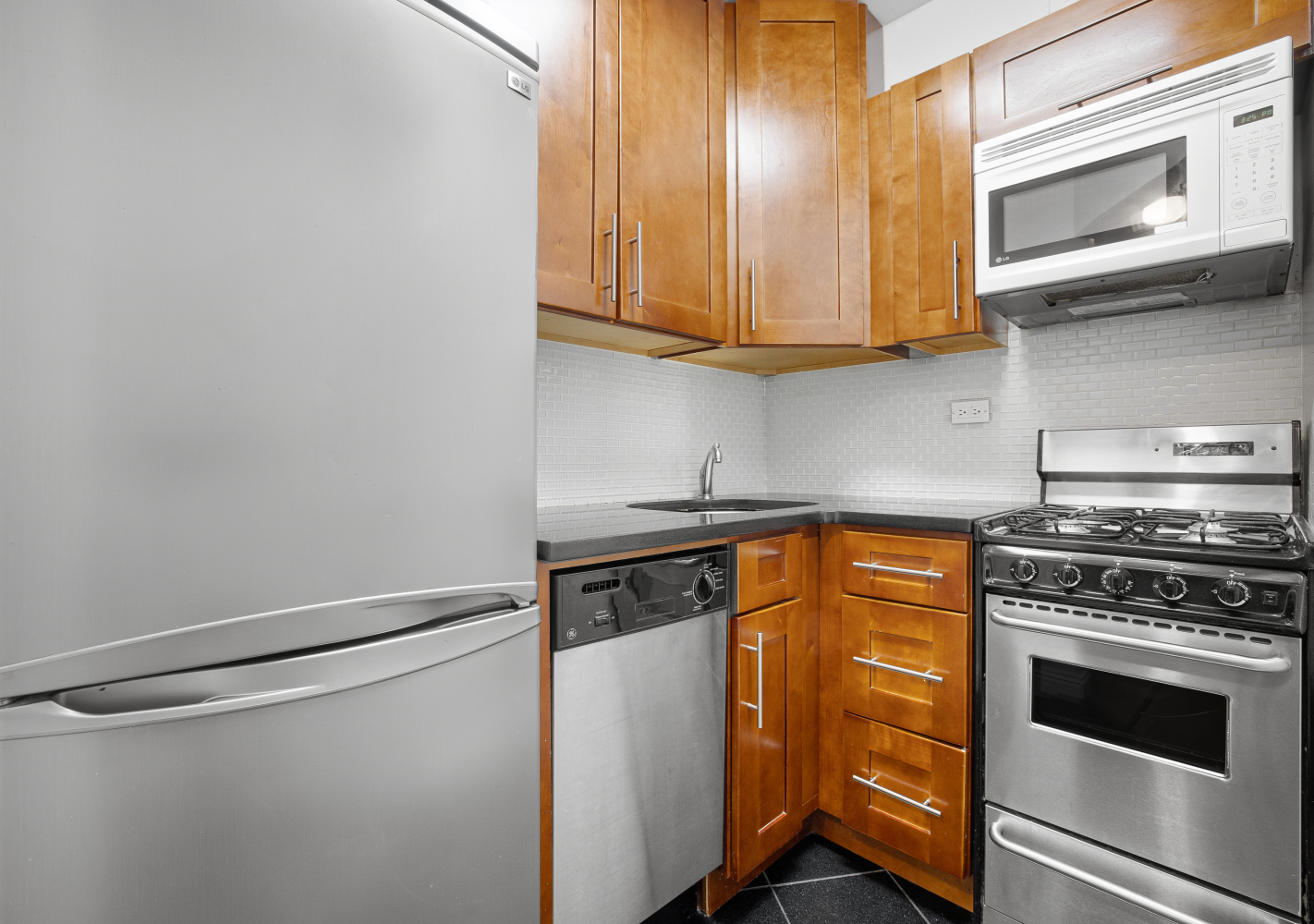 #5 photo, 171 W 73RD Street, マンハッタン Upper West Side , NY 10023