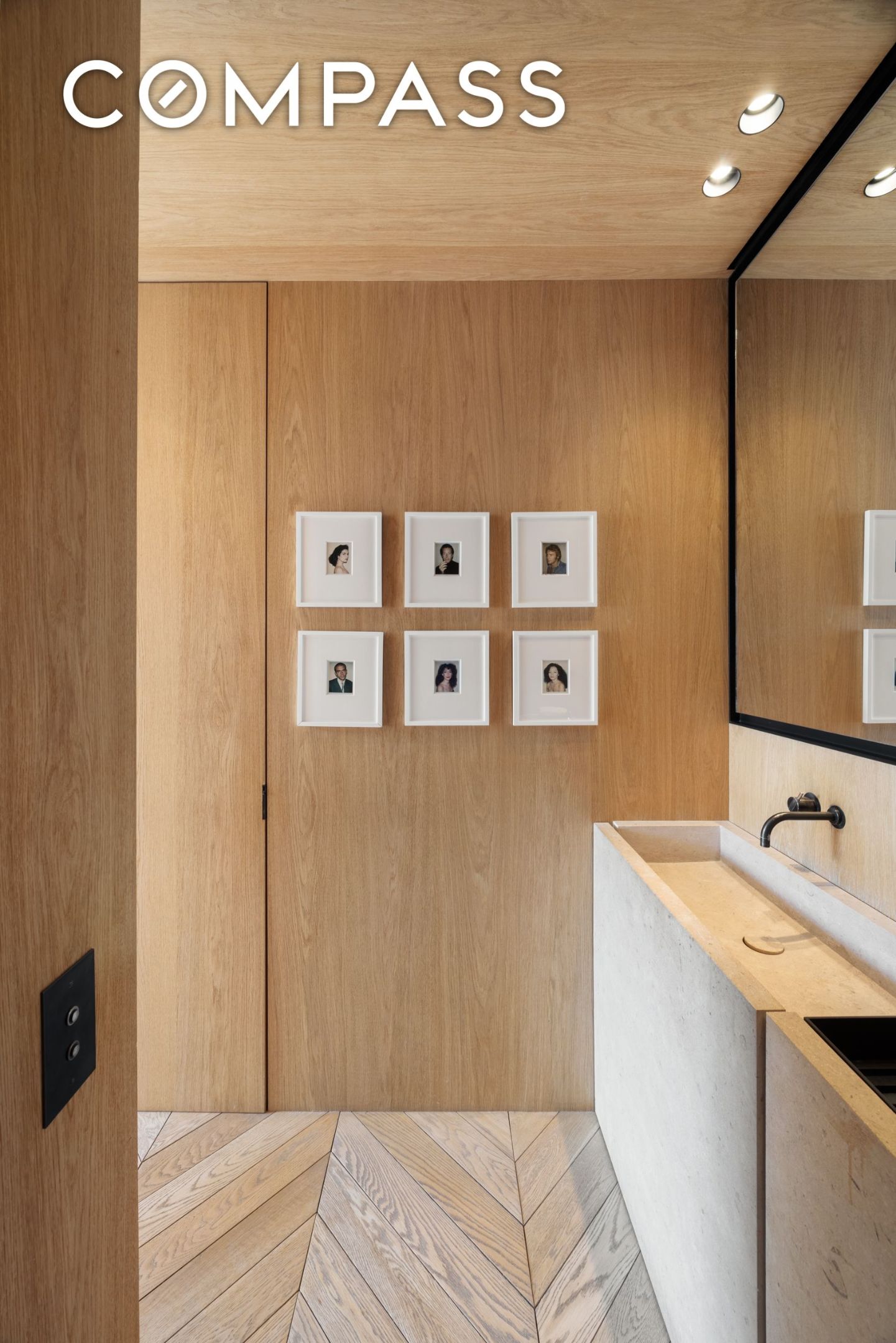 #13 photo, 54 Bond Street, マンハッタン NoHo , NY 10012