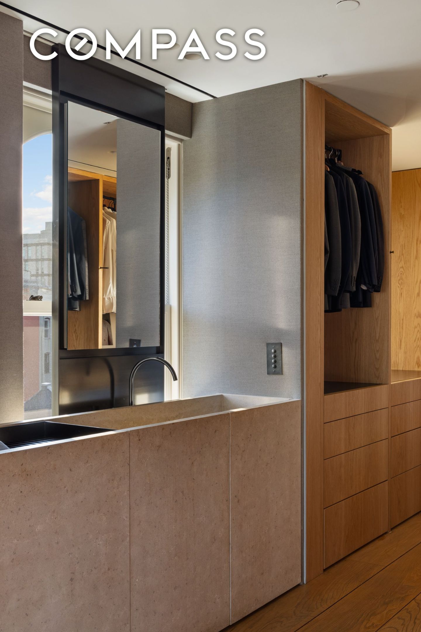 #18 photo, 54 Bond Street, マンハッタン NoHo , NY 10012