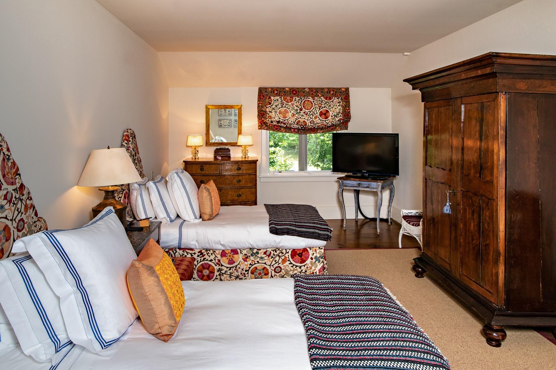 #17 photo, 129 West Meadow Lane, Millbrook , NY 12545