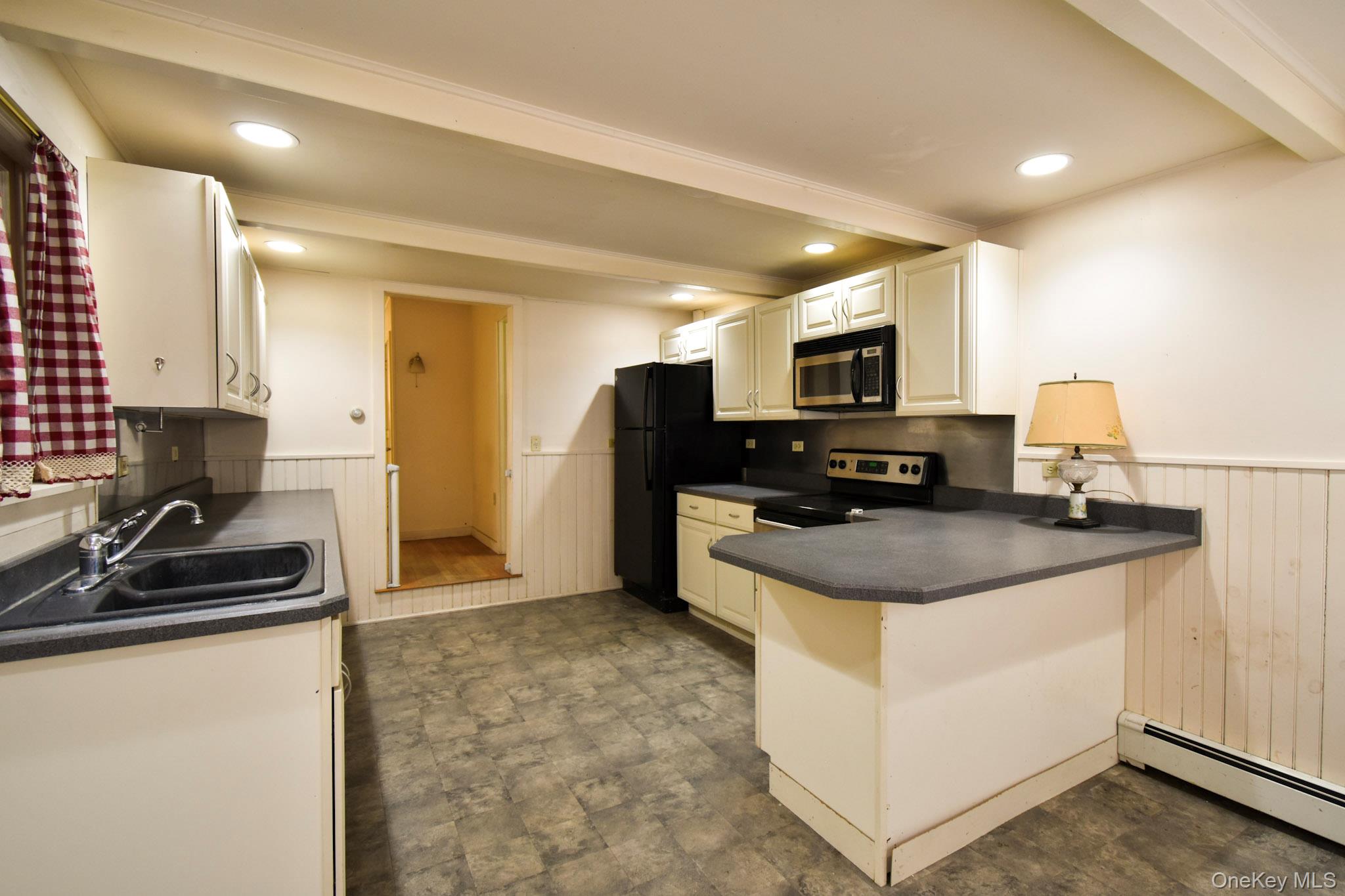 #15 photo, 6099 Route 82, Stanfordville , NY 12581