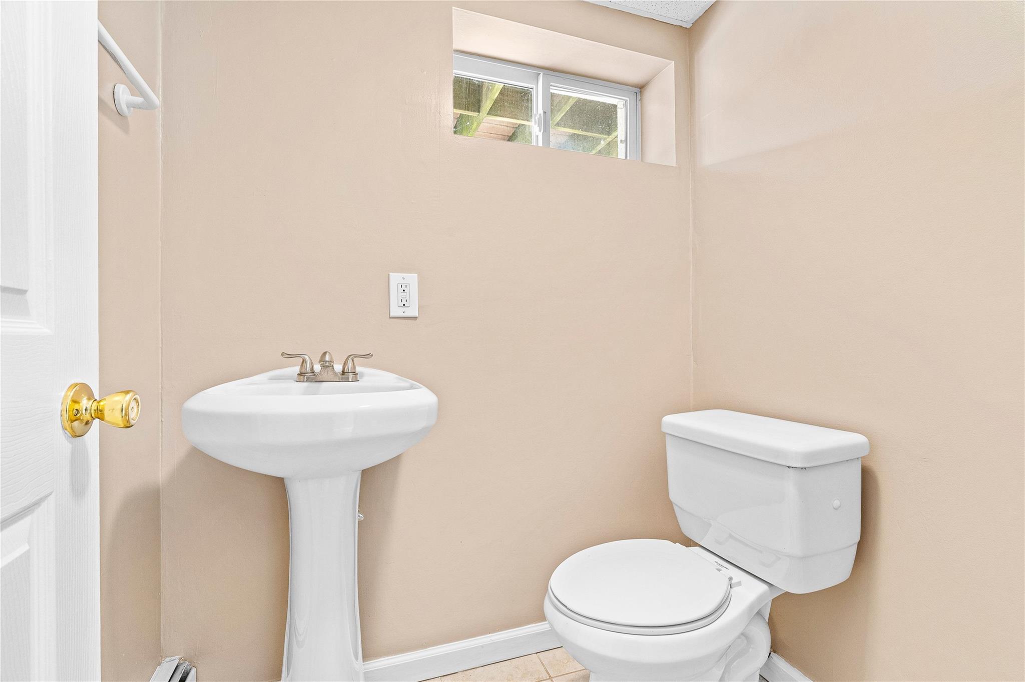 #9 photo, 100 S Main Street, New City , NY 10956