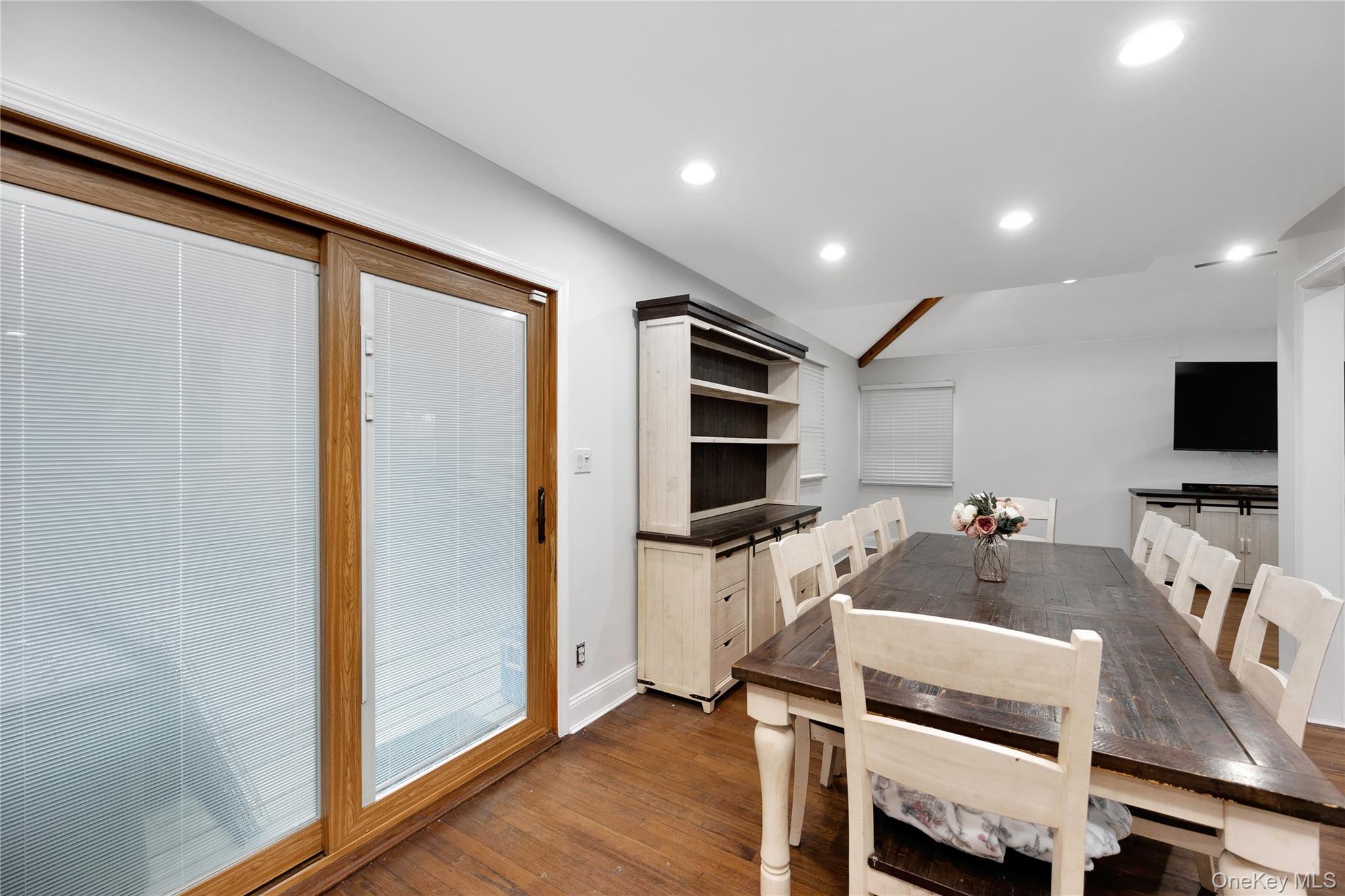 #11 photo, 110 Saint Marks Lane, Islip , NY 11751