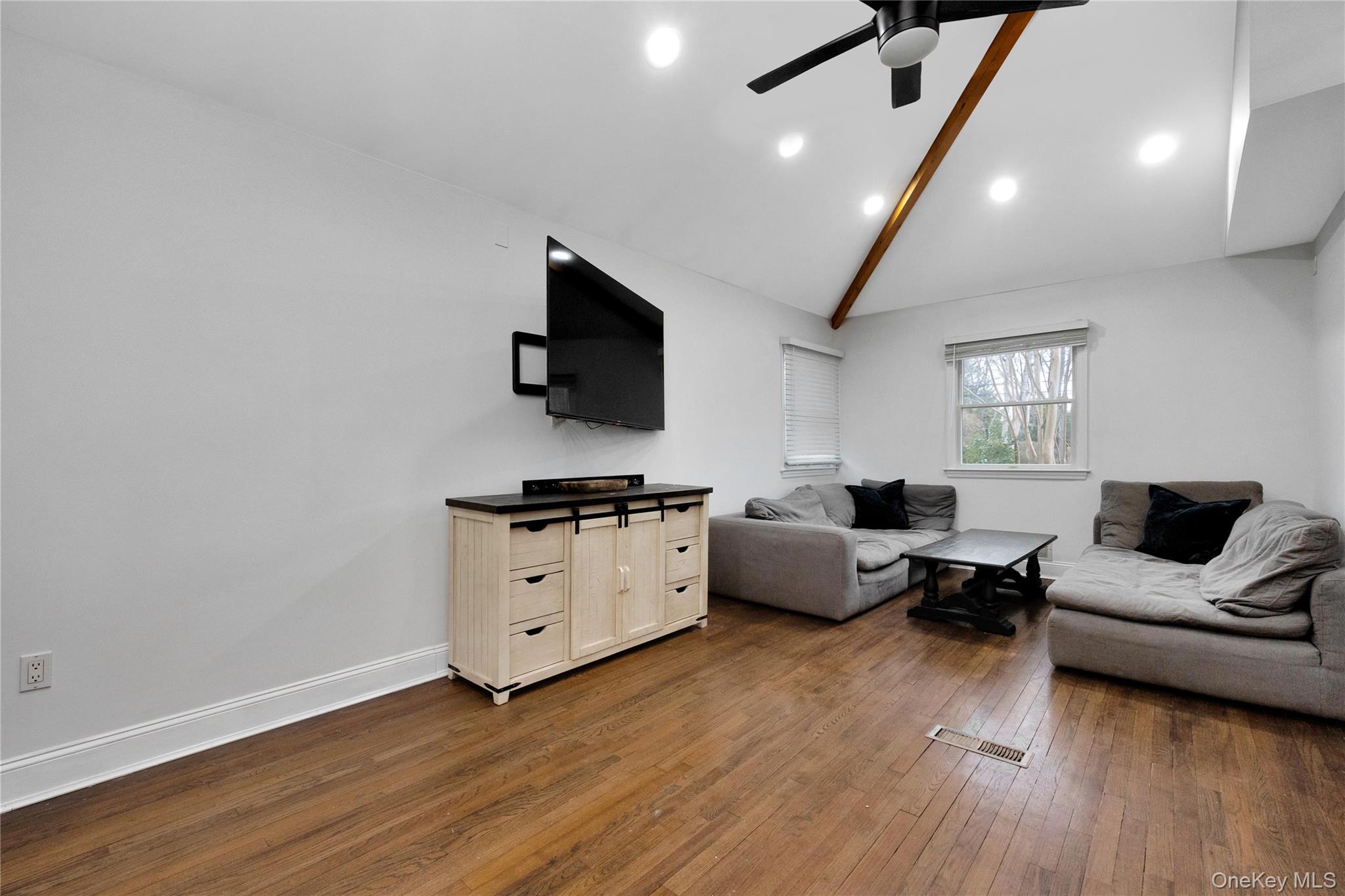 #8 photo, 110 Saint Marks Lane, Islip , NY 11751