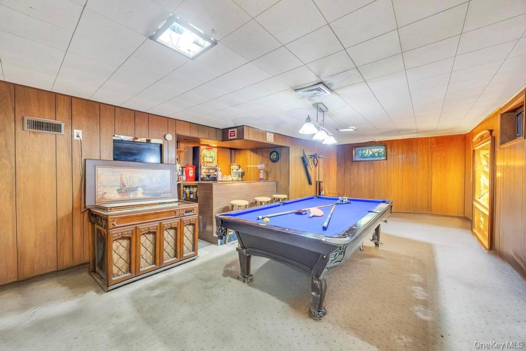 #16 photo, 14 Urn Court, Brentwood , NY 11717