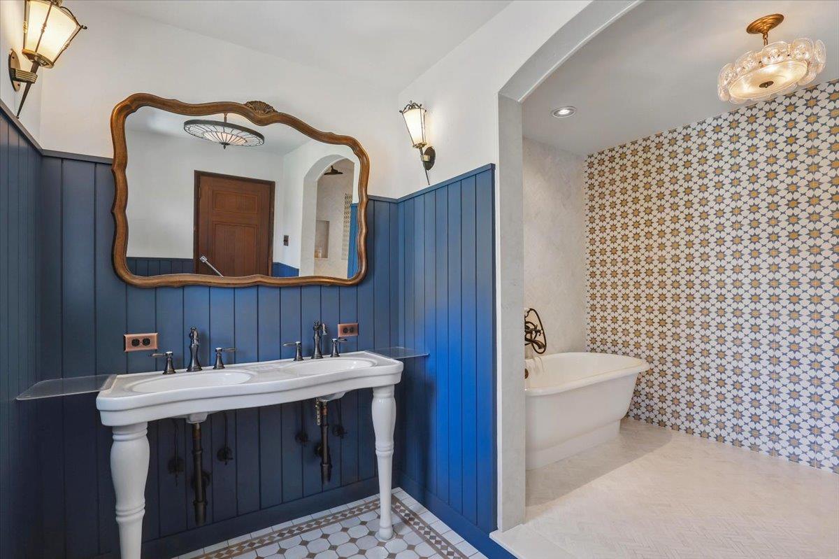 #11 photo, 335 Croton Dam Road, Ossining , NY 10562