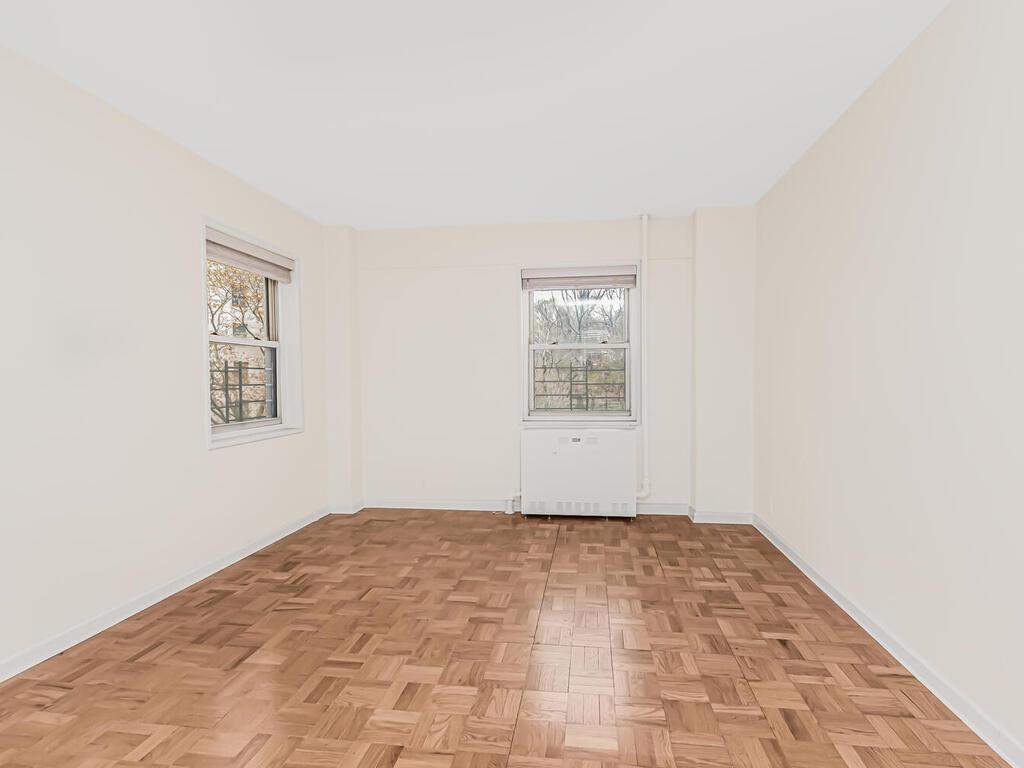 #14 photo, 7 Fordham Hill Oval, Bronx , NY 10468