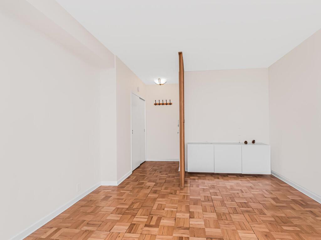 #19 photo, 7 Fordham Hill Oval, Bronx , NY 10468