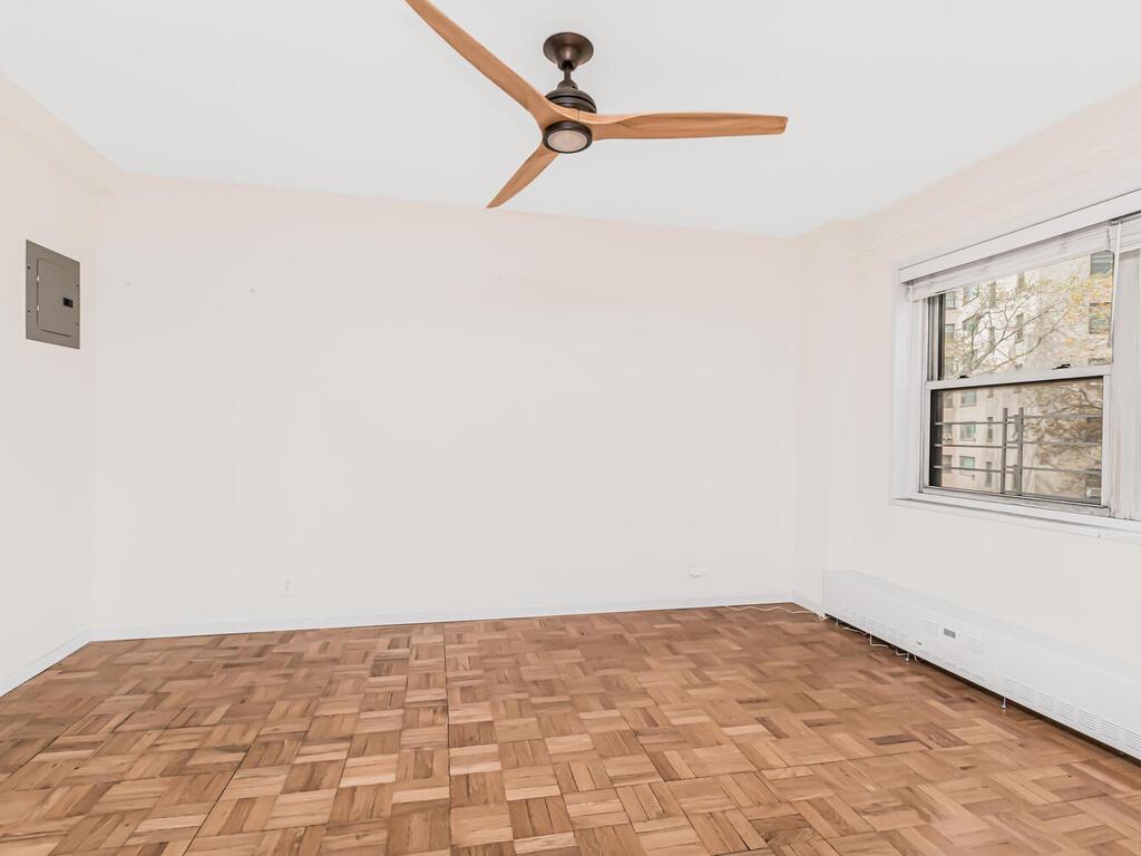 #20 photo, 7 Fordham Hill Oval, Bronx , NY 10468