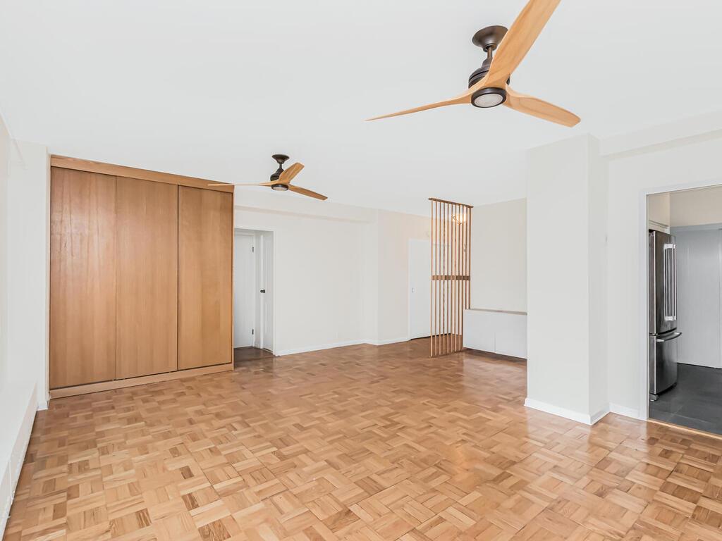 #7 photo, 7 Fordham Hill Oval, Bronx , NY 10468