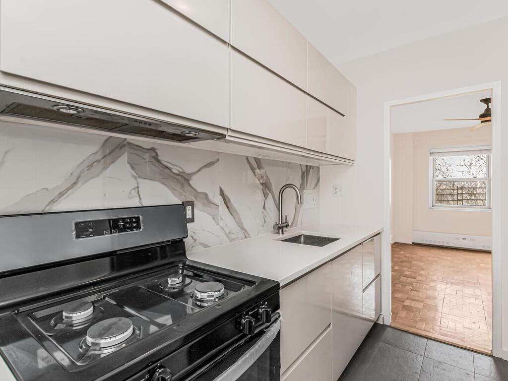 #8 photo, 7 Fordham Hill Oval, Bronx , NY 10468