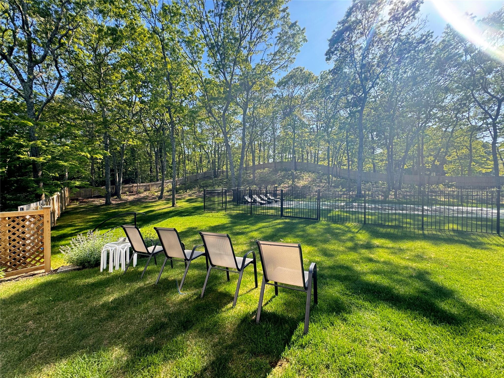 #10 photo, 3 Debbie Trail, サフォーク郡 Hampton Bays , NY 11946