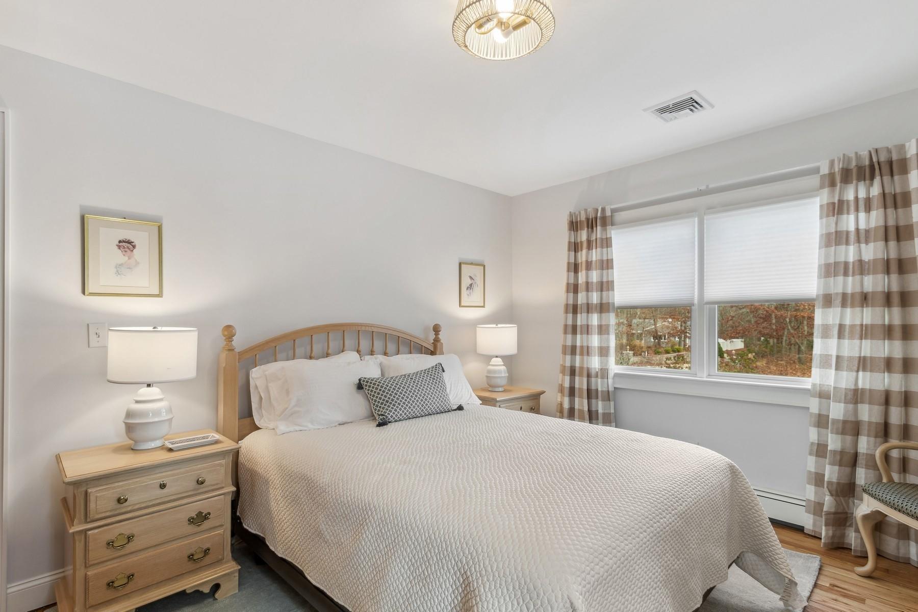 #19 photo, 3 Debbie Trail, サフォーク郡 Hampton Bays , NY 11946