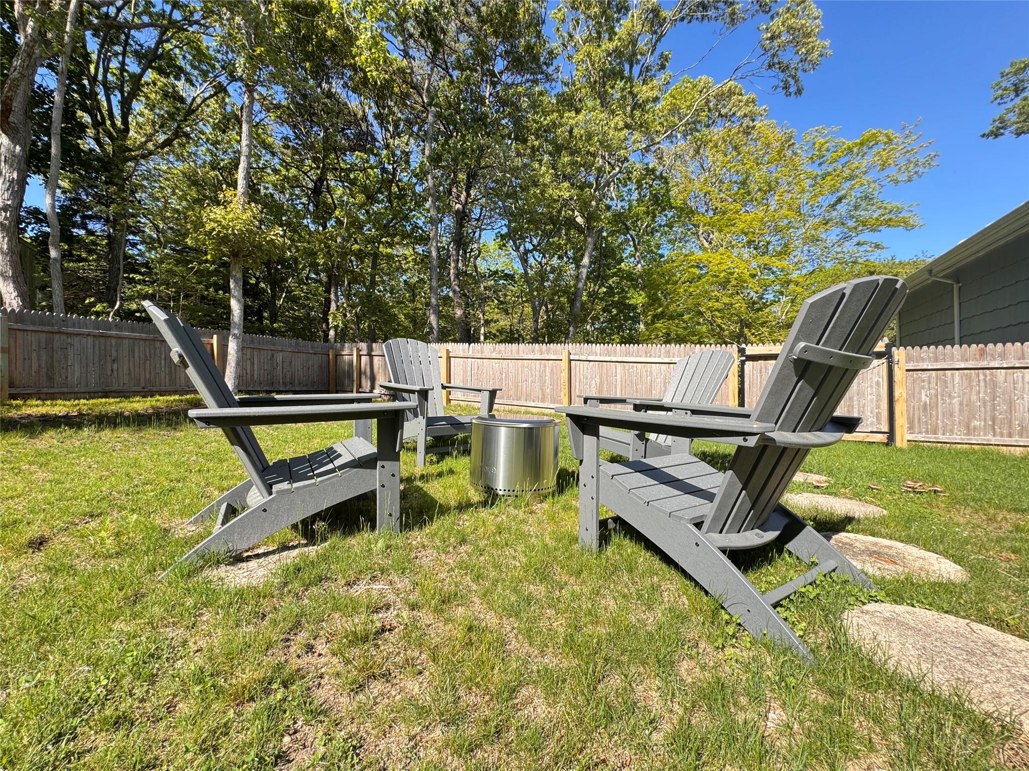 #9 photo, 3 Debbie Trail, サフォーク郡 Hampton Bays , NY 11946