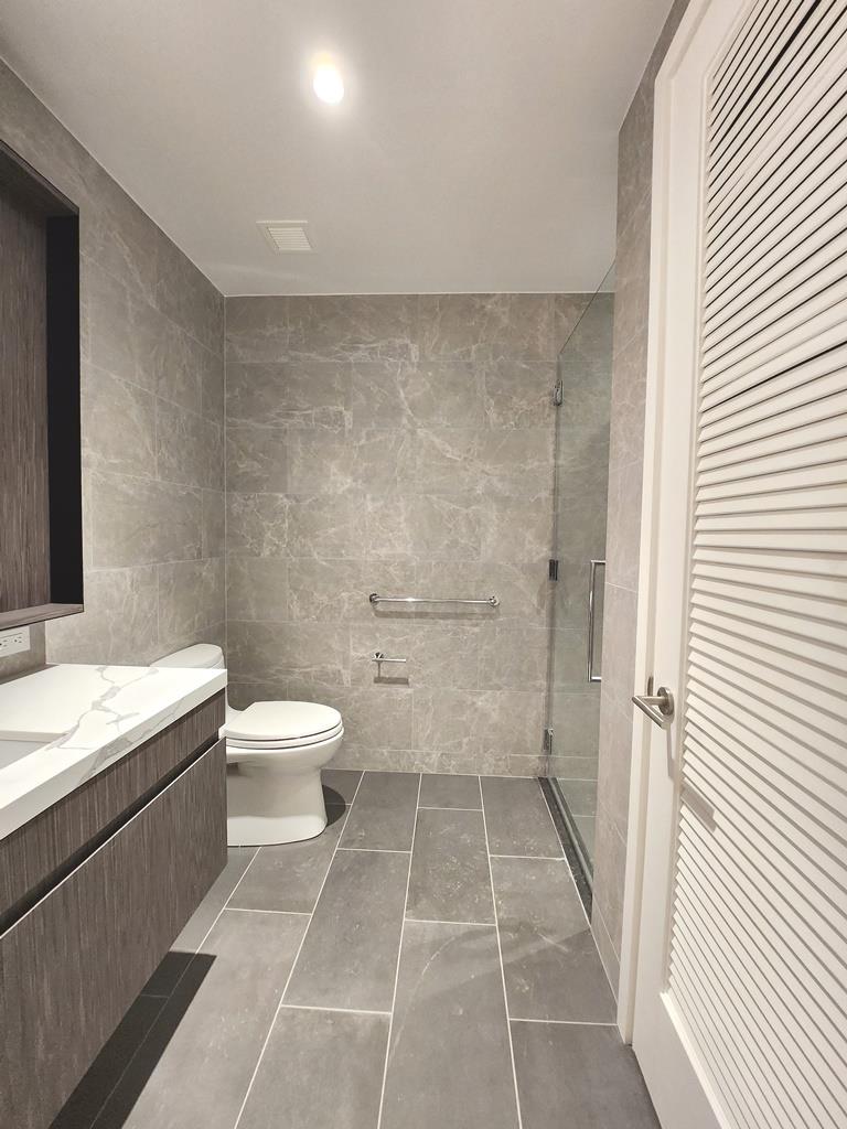 #14 photo, 133-36 37th Avenue, 法拉盛 Flushing , NY 11354