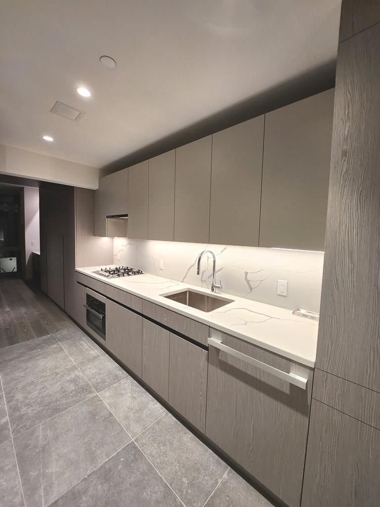 #8 photo, 133-36 37th Avenue, 法拉盛 Flushing , NY 11354