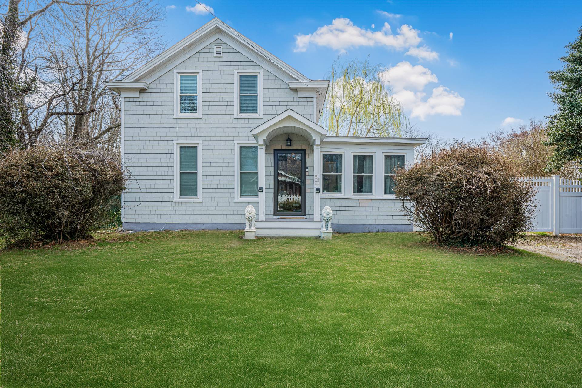 #3 photo, 8300 Main Road, East Marion , NY 11939