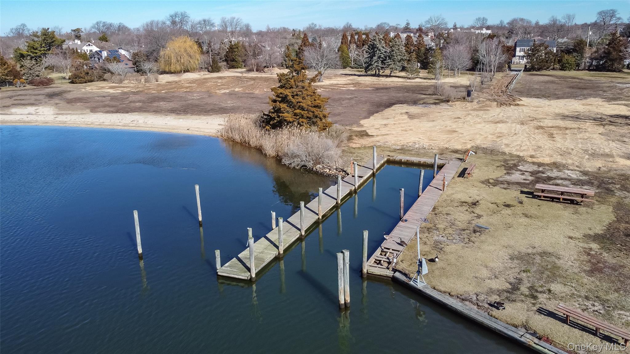 #2 photo, 66 Cedar Lane, サフォーク郡 Babylon , NY 11702