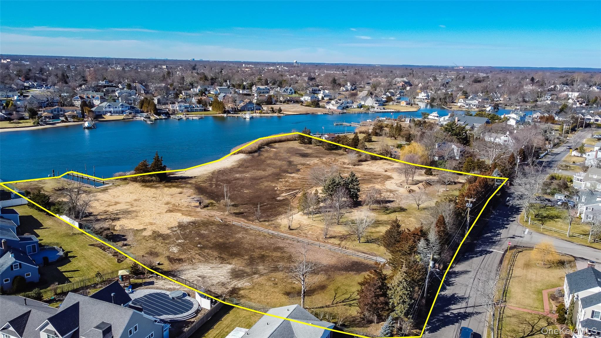 #4 photo, 66 Cedar Lane, サフォーク郡 Babylon , NY 11702