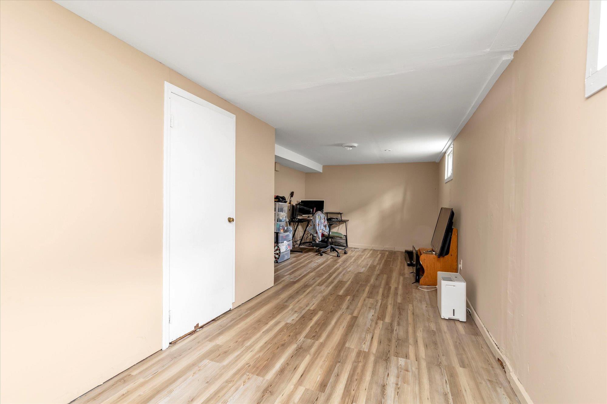 #15 photo, 30 Burr Avenue, Hempstead , NY 11550