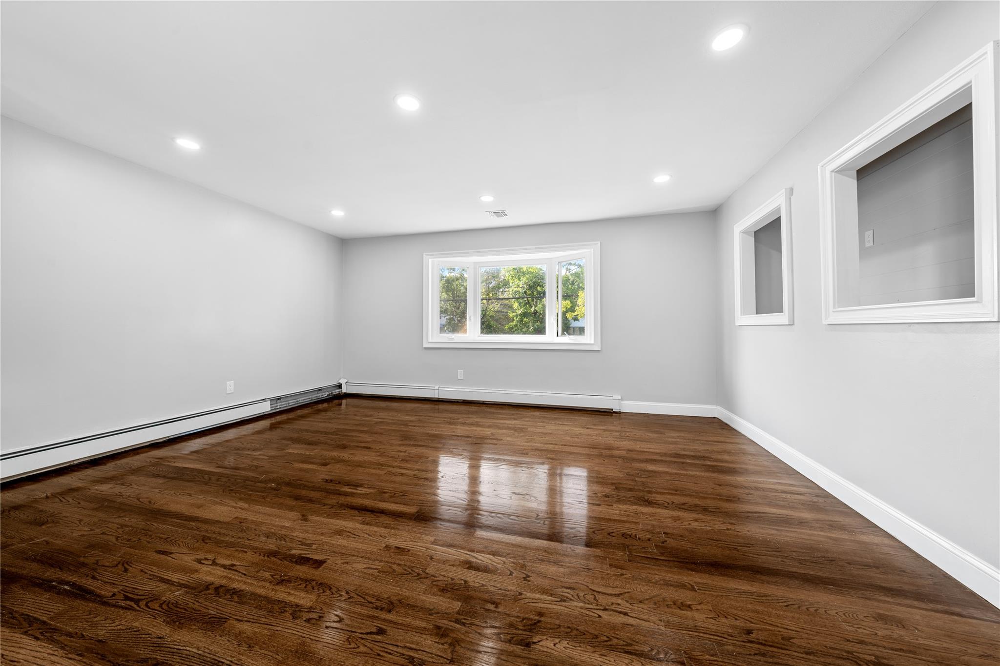 #10 photo, 38 Moffitt Boulevard, East Islip , NY 11730