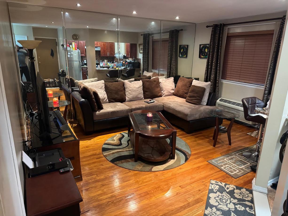 #5 photo, 7 Everit Ave, ナッソー郡 Hewlett , NY 11557