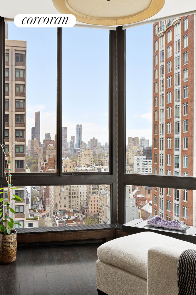 #3 photo, 200 E 65TH Street, マンハッタン Lenox Hill , NY 10065