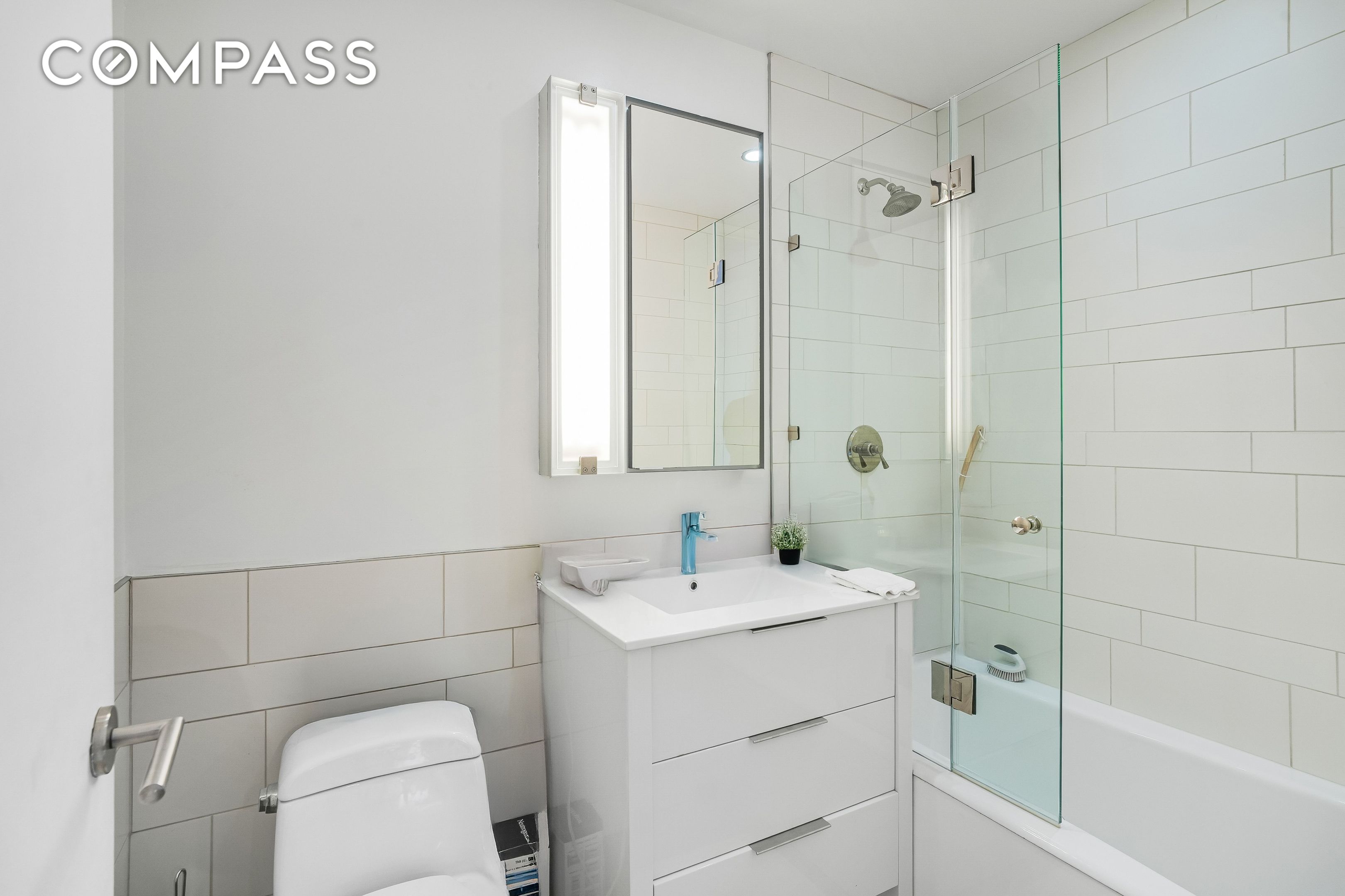 #10 photo, 450 E 83rd Street, マンハッタン Upper East Side , NY 10028