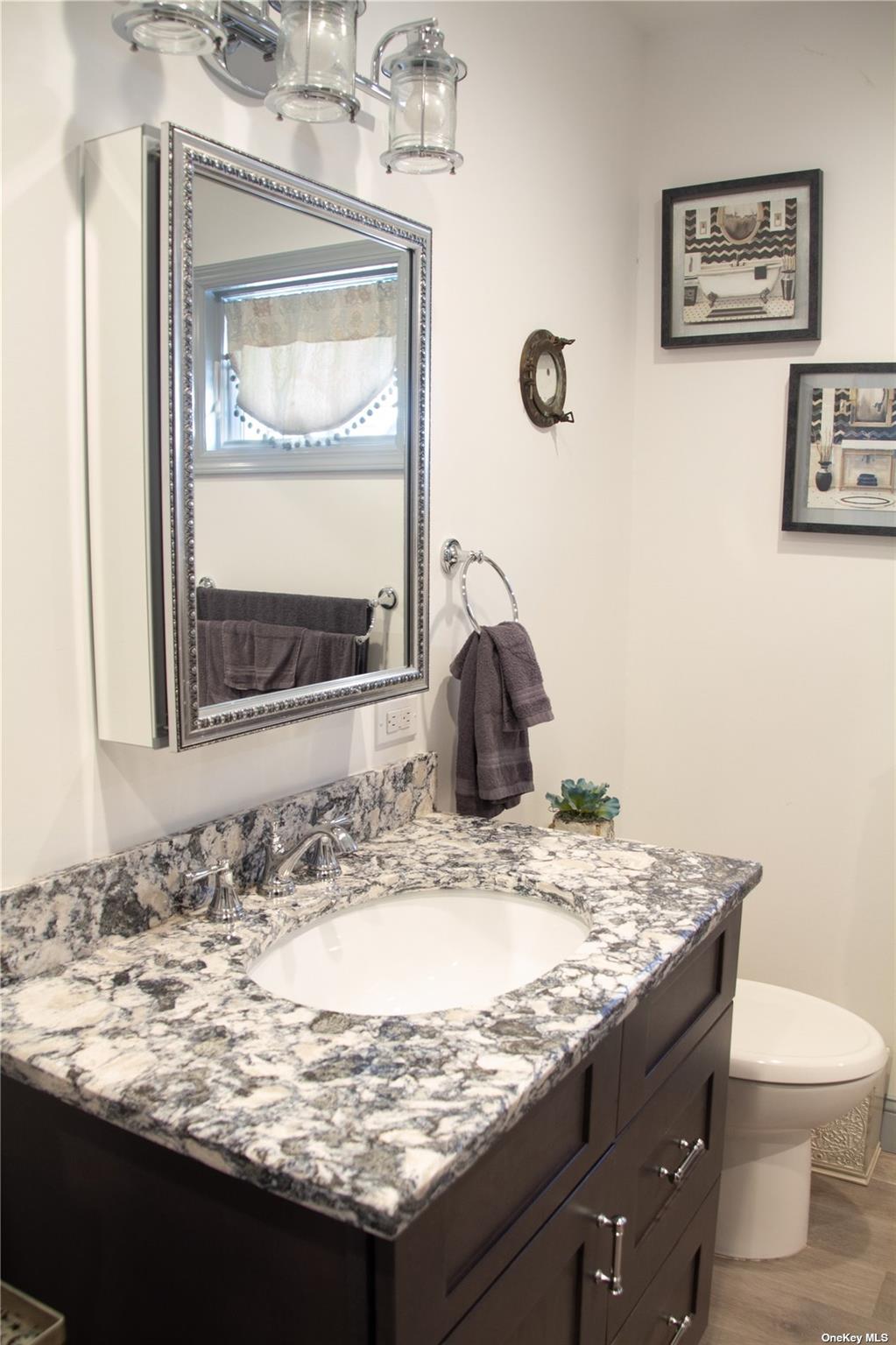 #14 photo, 74 Wisconsin Street, ナッソー郡 Long Beach , NY 11561