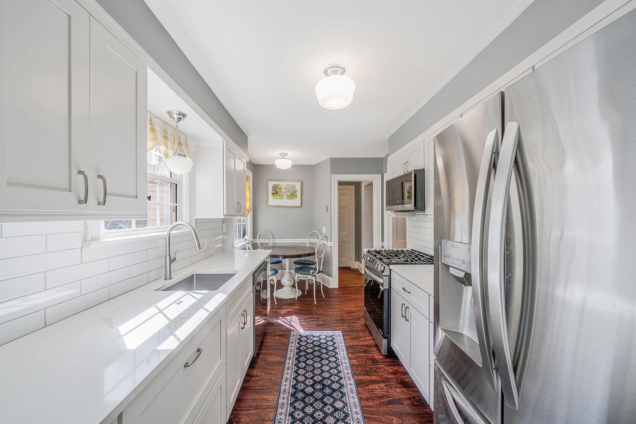 #13 photo, 1 Prospect Avenue, Garden City , NY 11530