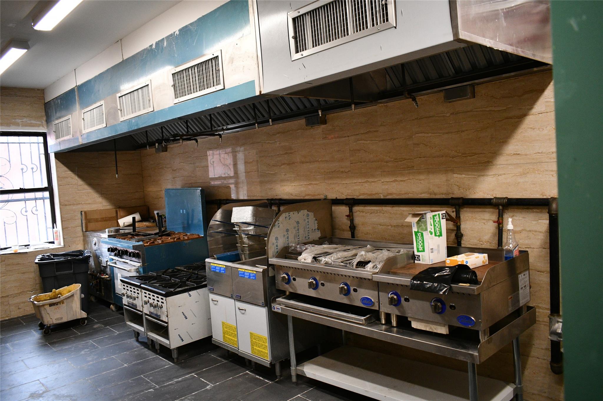 #18 photo, 146-14 Hillside Avenue, クイーンズ区 Jamaica , NY 11435