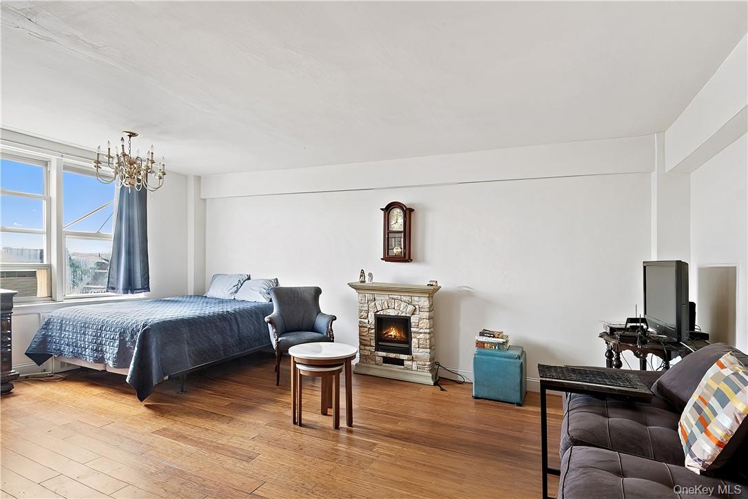 #8 photo, 4320 Van Cortlandt Park East, ブロンクス区 Bronx , NY 10470