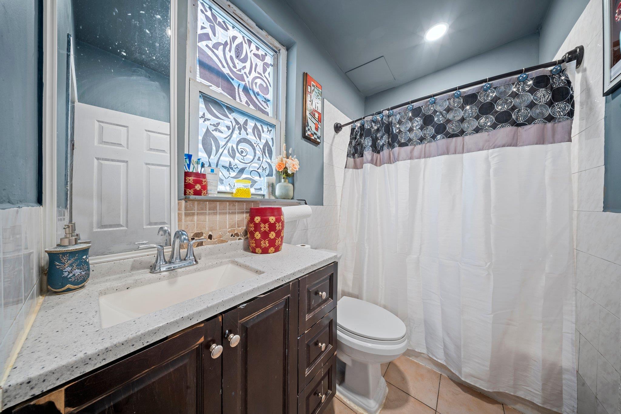 #9 photo, 3219 104th Street, East Elmhurst , NY 11369