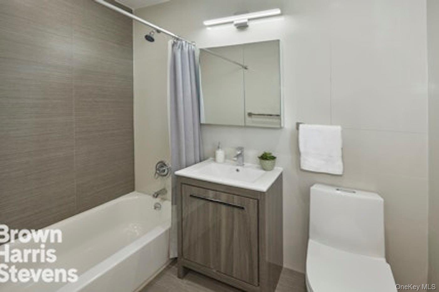 #15 photo, 4601 Henry Hudson Parkway, ブロンクス区 Bronx , NY 10471