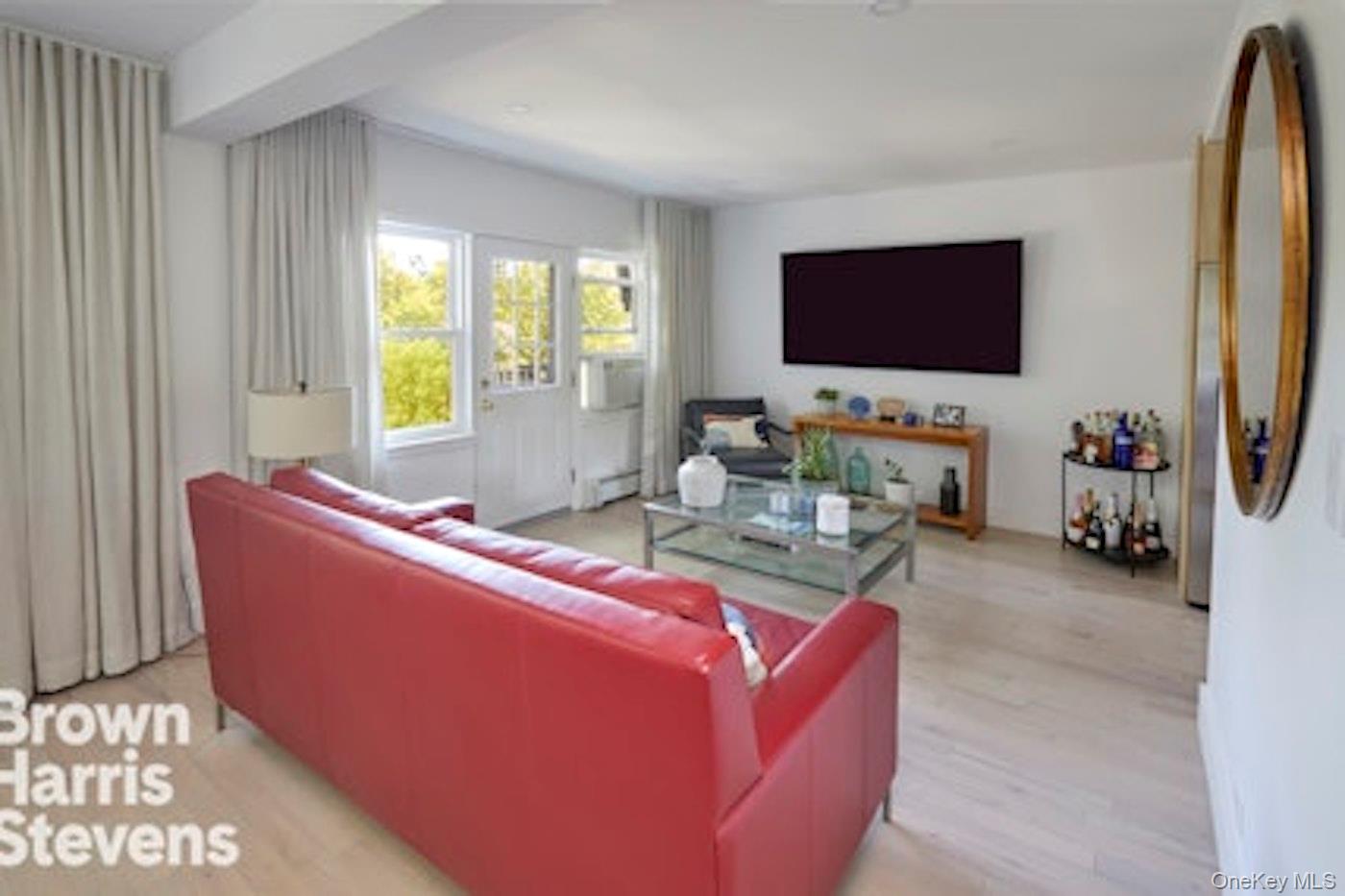 #5 photo, 4601 Henry Hudson Parkway, ブロンクス区 Bronx , NY 10471