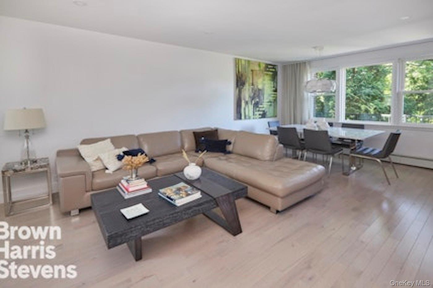 #7 photo, 4601 Henry Hudson Parkway, ブロンクス区 Bronx , NY 10471