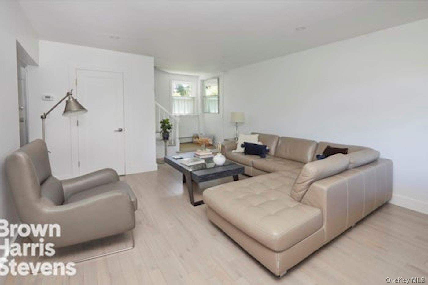 #8 photo, 4601 Henry Hudson Parkway, ブロンクス区 Bronx , NY 10471